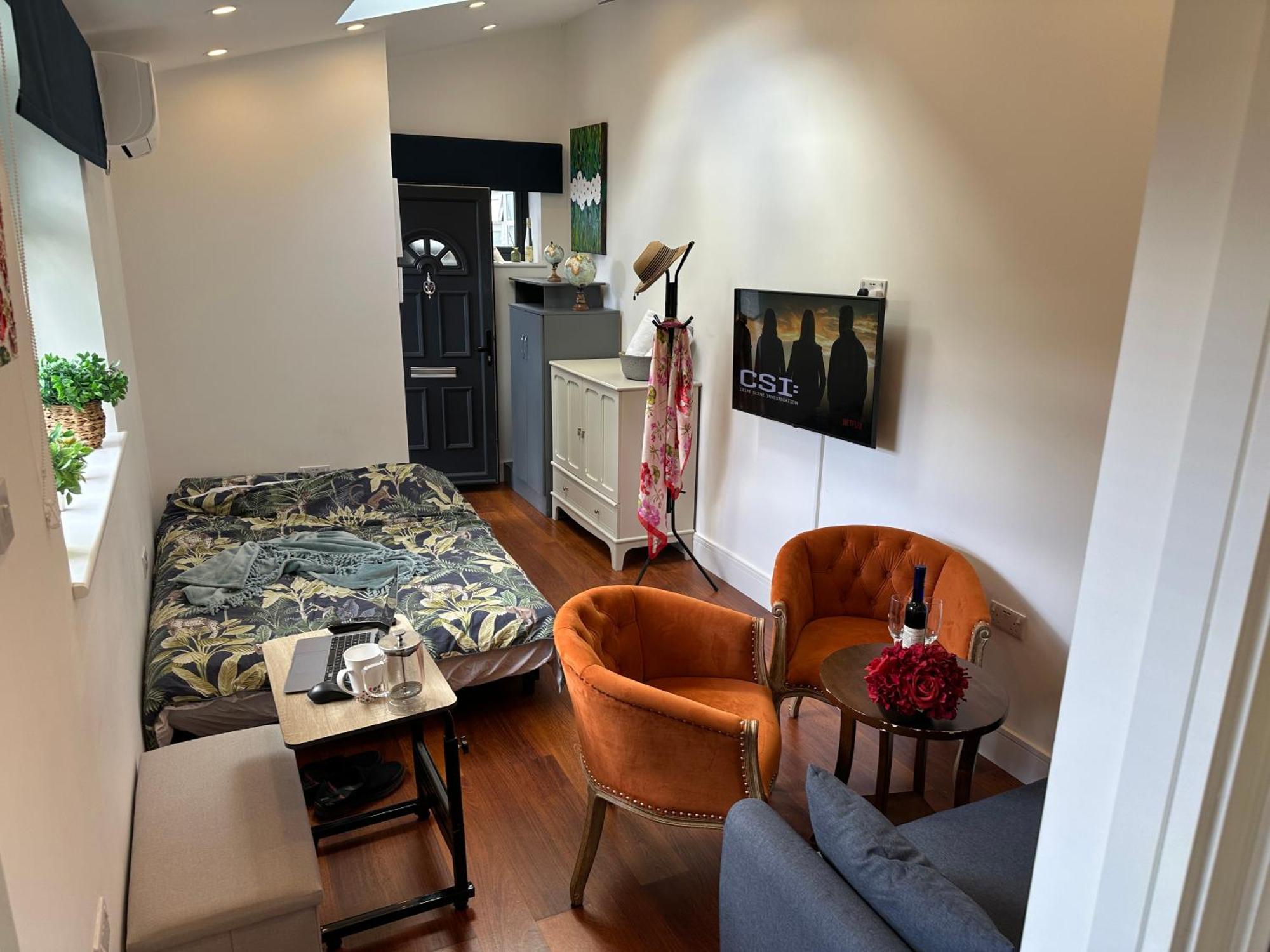 Bespoke Gallery Guesthouse هيندون المظهر الخارجي الصورة