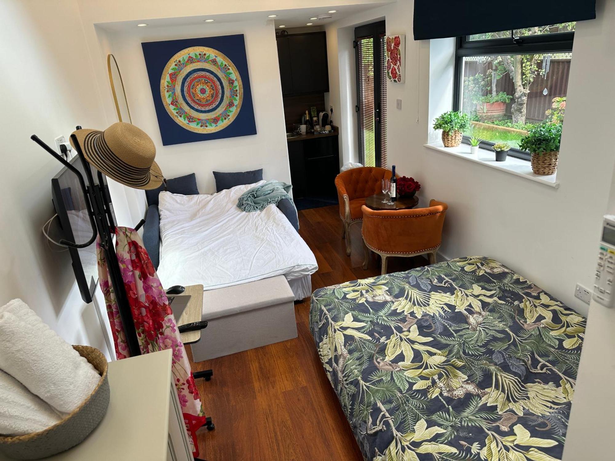 Bespoke Gallery Guesthouse هيندون المظهر الخارجي الصورة