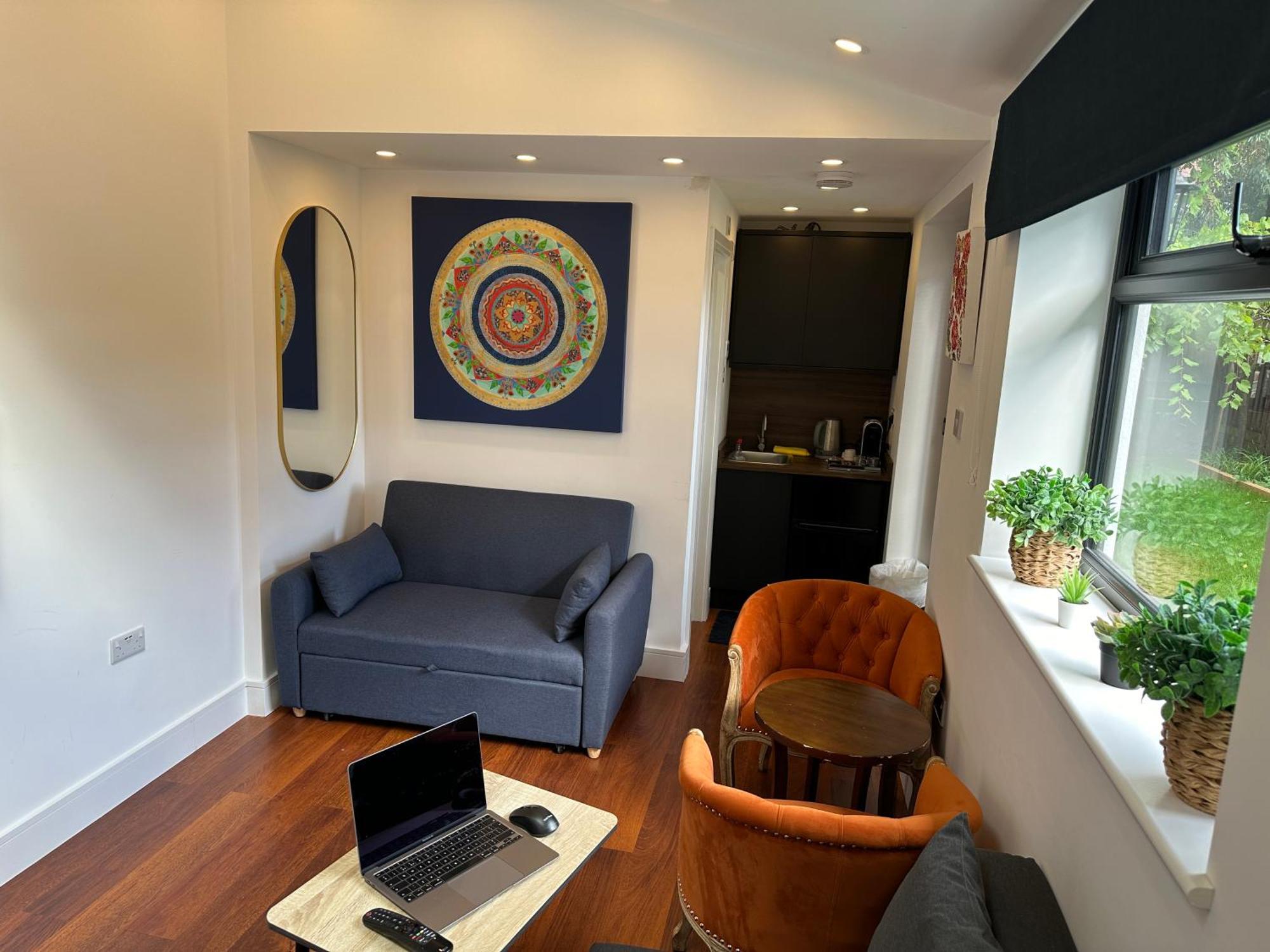 Bespoke Gallery Guesthouse هيندون المظهر الخارجي الصورة